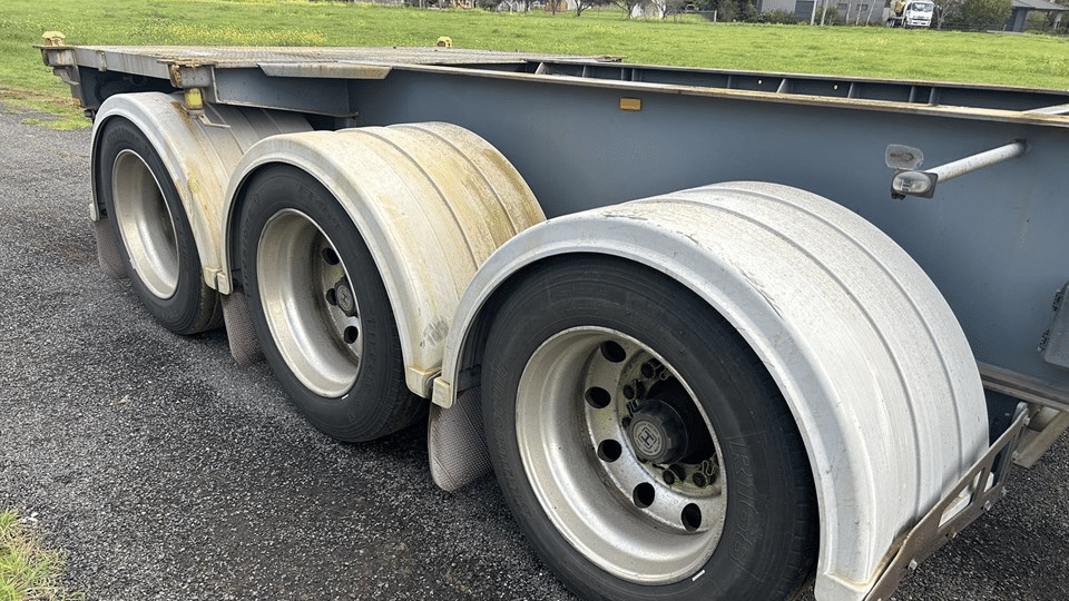 2012 Used Barker B Double Set