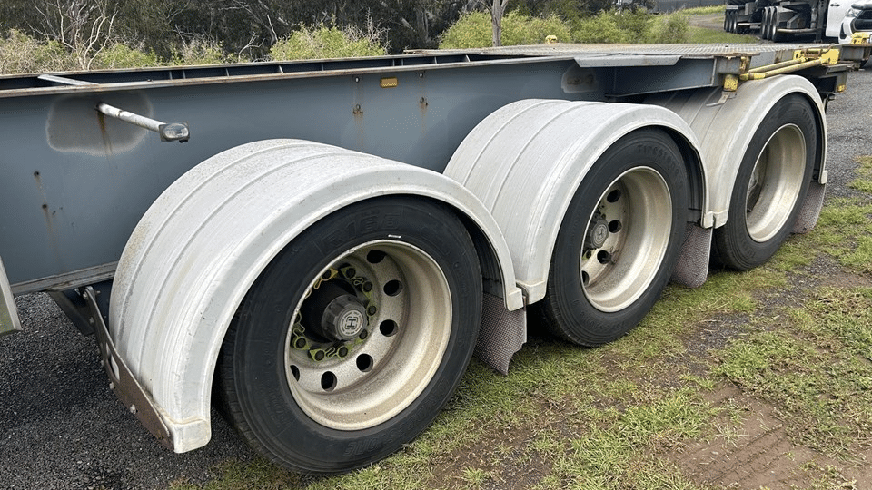 2012 Used Barker B Double Set