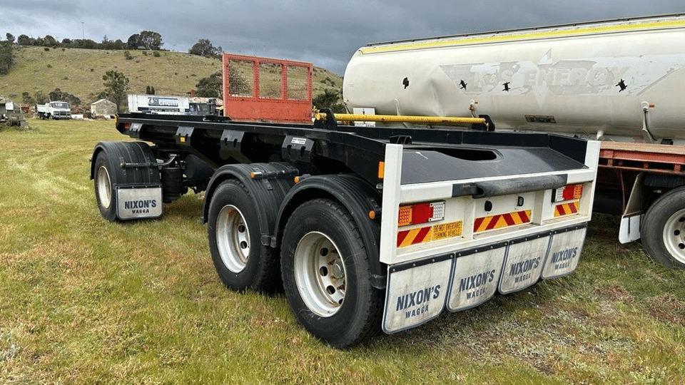 2018 Used Nixon Dog Trailer