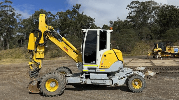 2016 Used MENZI MUCK M220 Excavators
