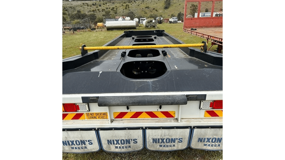 2018 Used Nixon Dog Trailer