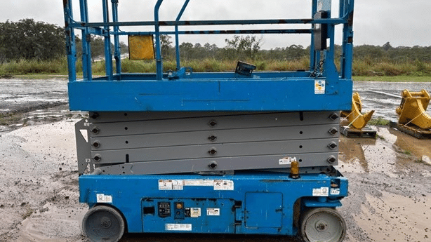 2015 Used Genie GS3246 Scissor Lifts