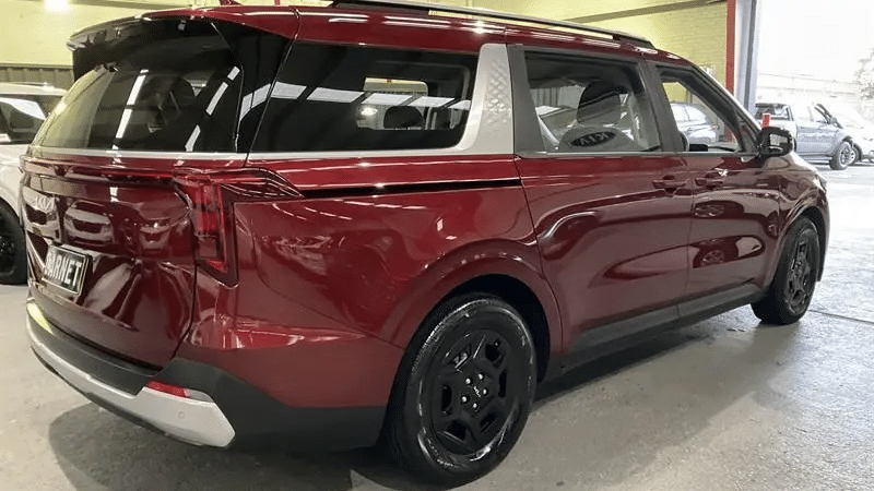 2024 Used Kia Carnival Wagon