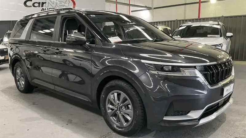 2023 Used Kia Carnival Wagon