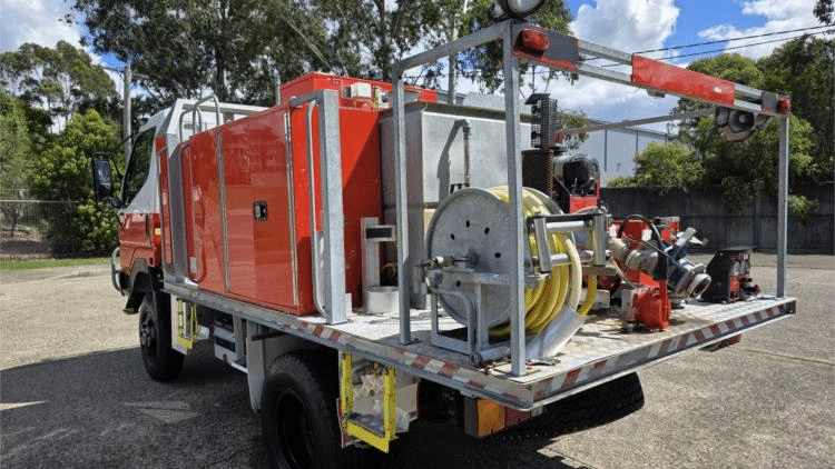 2007 Used Mitsubishi Canter Fire Truck