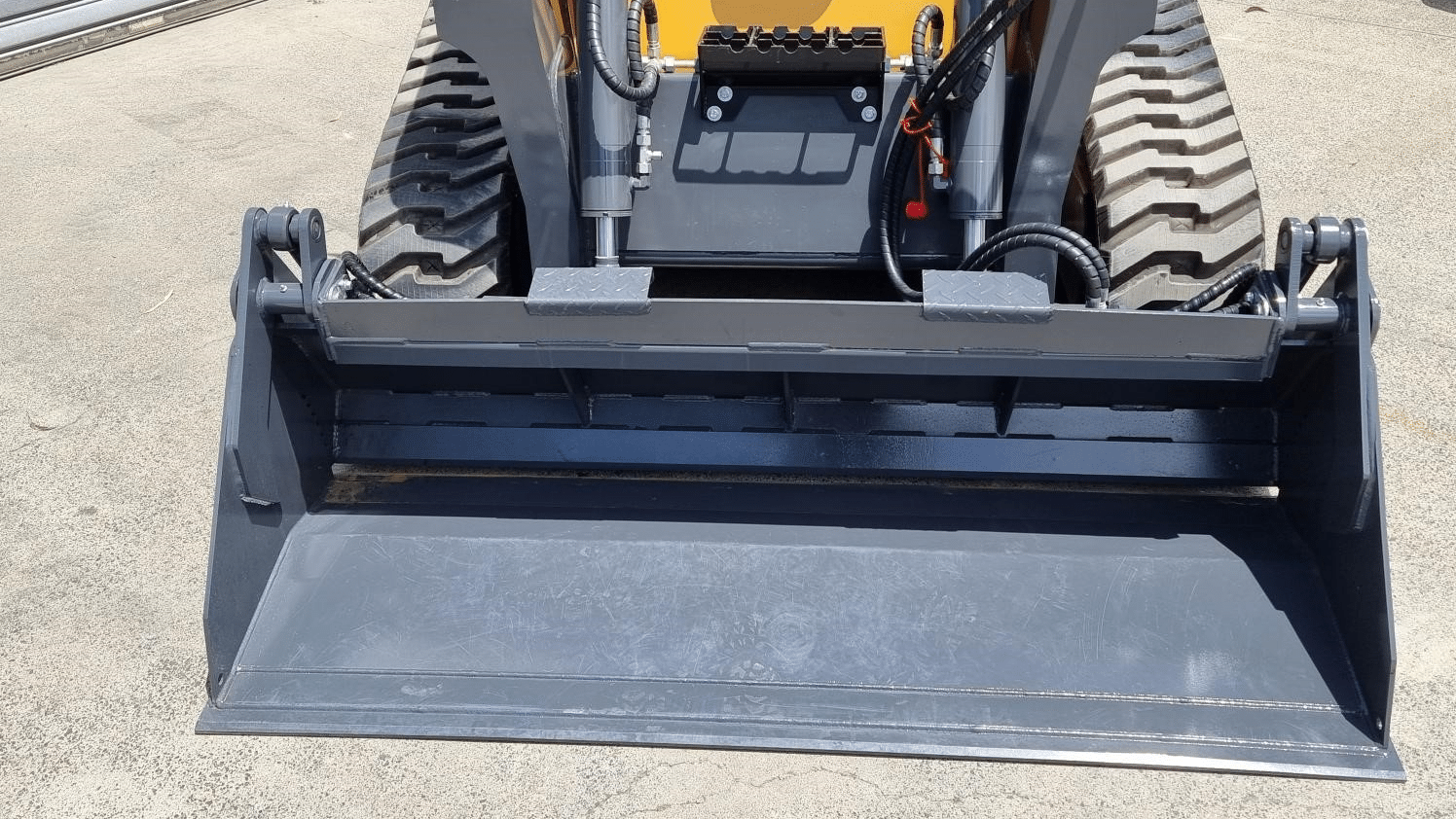 2025 New Active Machinery AS75GT Skid Steers