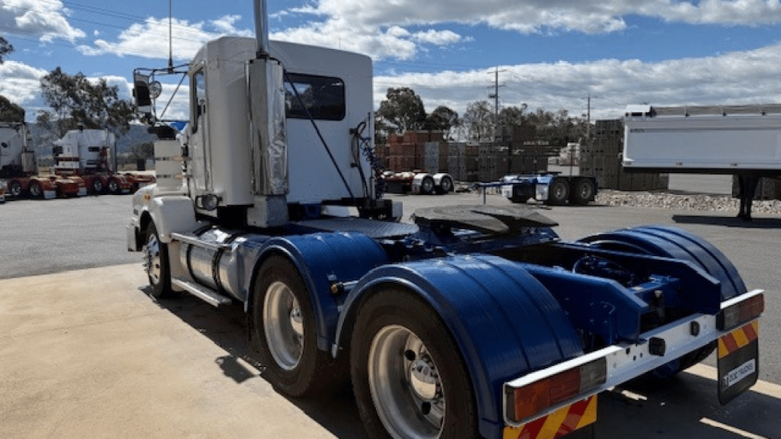 2002 Used Kenworth T401 Prime Mover