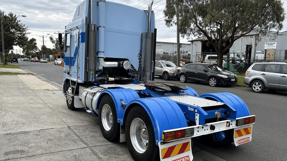 2004 Used Kenworth K104 Prime Mover