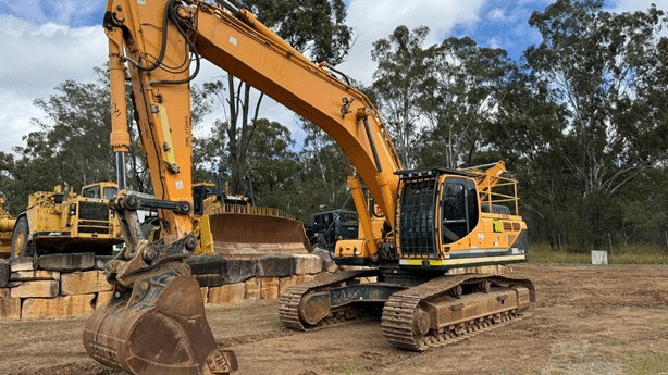 2016 Used Hyundai ROBEX 380 LC-9 Excavators