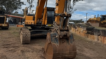 2016 Used Hyundai ROBEX 380 LC-9 Excavators