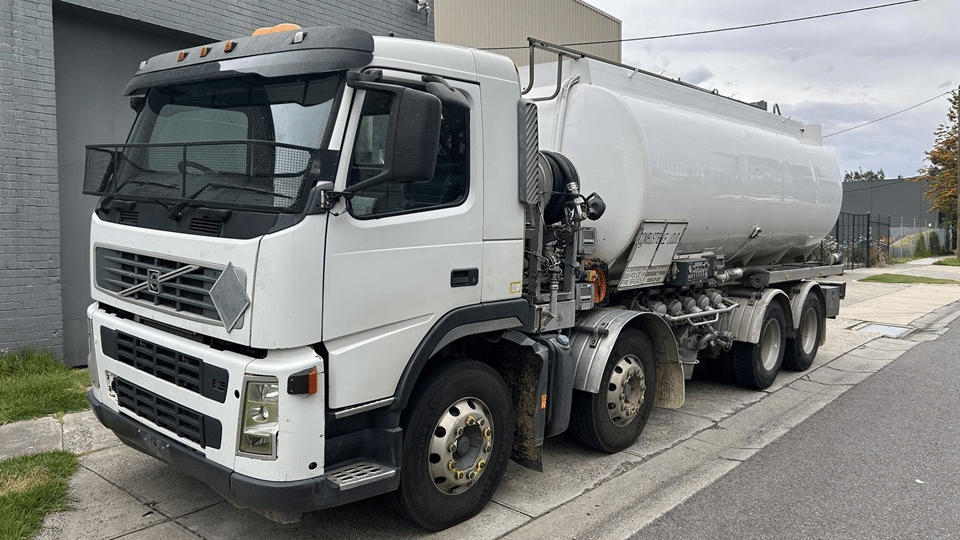 2008 Used Volvo Trucks FM Tanker Truck