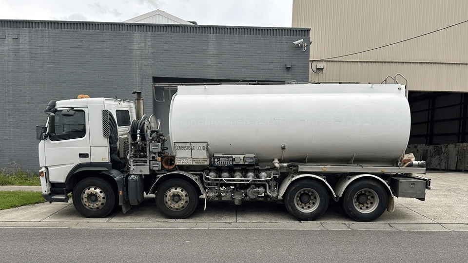 2008 Used Volvo Trucks FM Tanker Truck