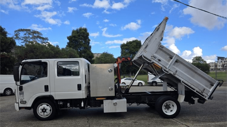 2015 Used Isuzu NQR Tipper