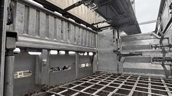 2016 Used Kenworth K200 Livestock Truck