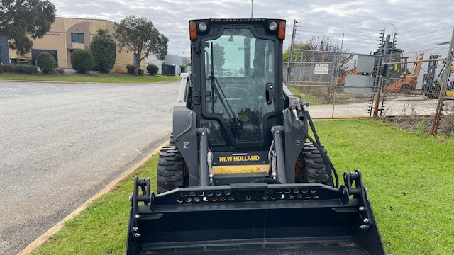 2012 Used NEW Holland L220 Skid Steers