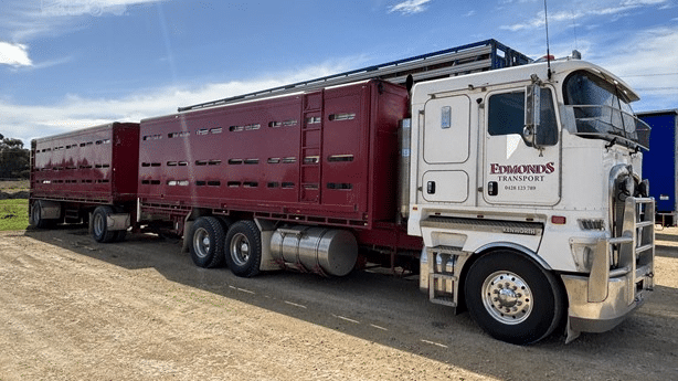 2014 Used Kenworth K200 Livestock Truck