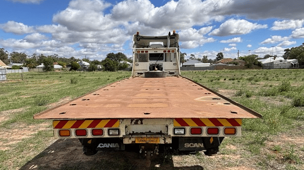 2006 Used Scania R380 Tilt Tray