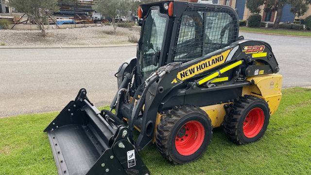 2012 Used NEW Holland L220 Skid Steers