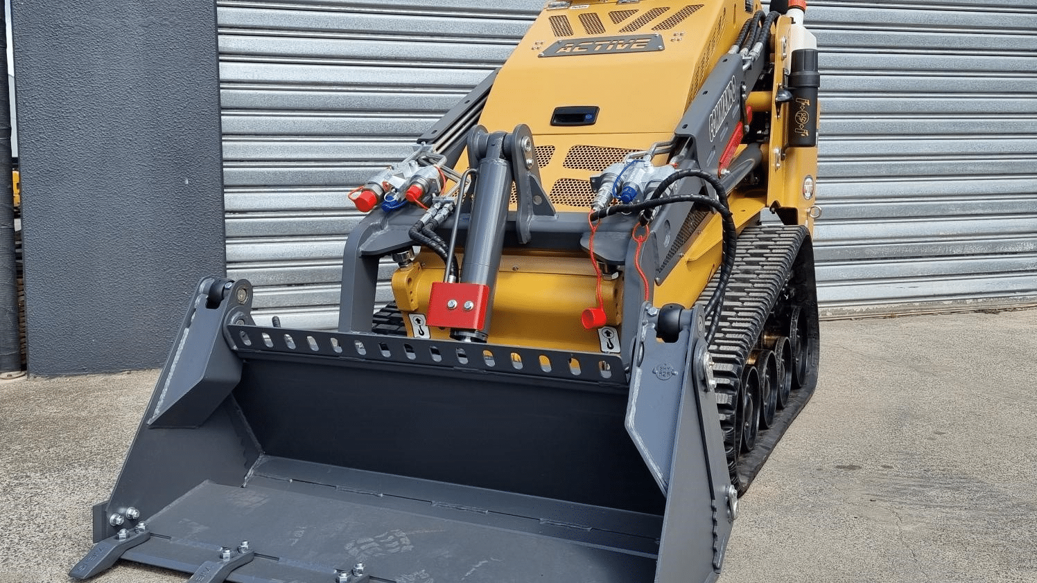 2025 New Active Machinery AM404DT Commando Skid Steers