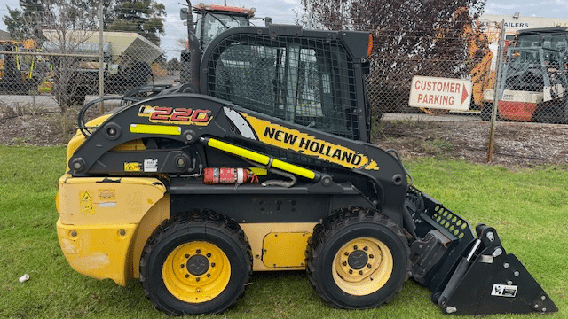 2012 Used NEW Holland L220 Skid Steers