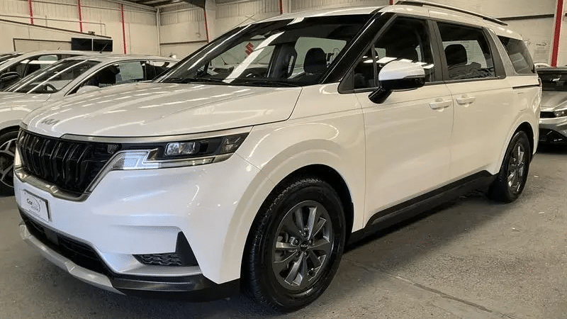 2023 Used Kia Carnival Wagon