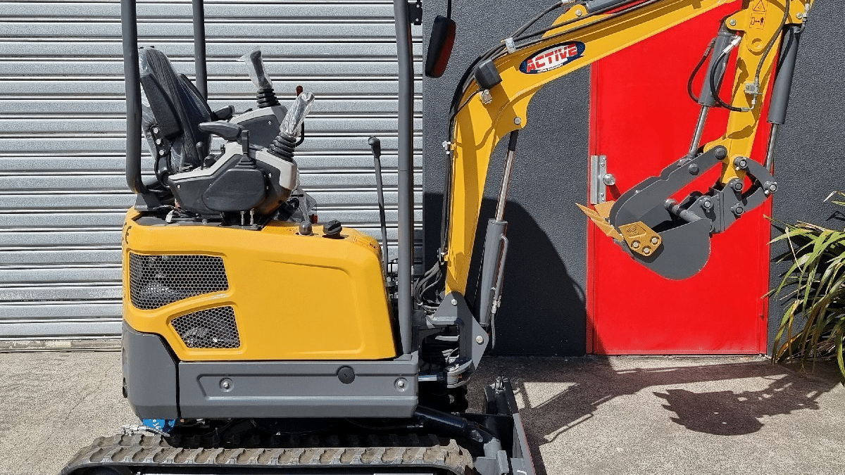 Active Machinery AE15UE-I 1.49 TONNE Excavator