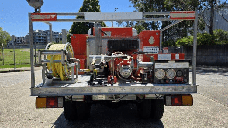 2000 Used Mitsubishi Canter Fire Truck