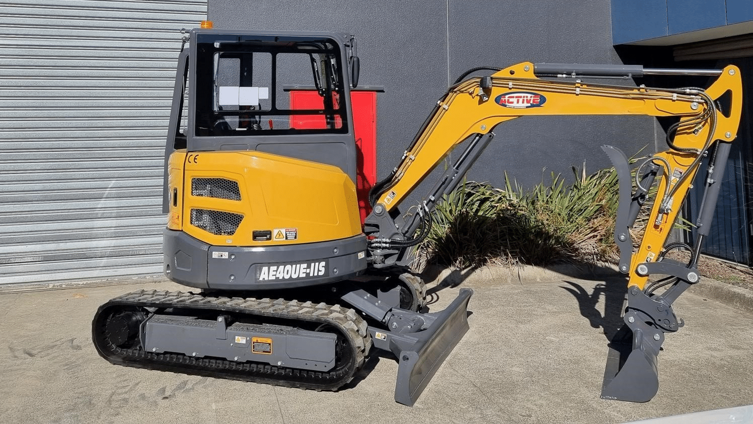 Active Machinery AE40UE-IIS 3.95 TONNE Excavator