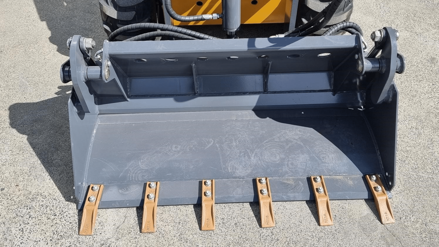 2025 New Active Machinery Commando AM234PW Skid Steers