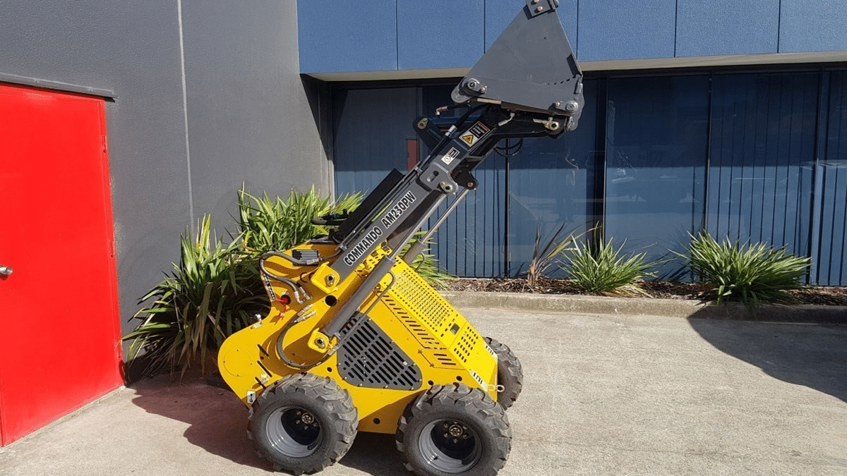 2025 New Active Machinery AM230PW Commando Skid Steers