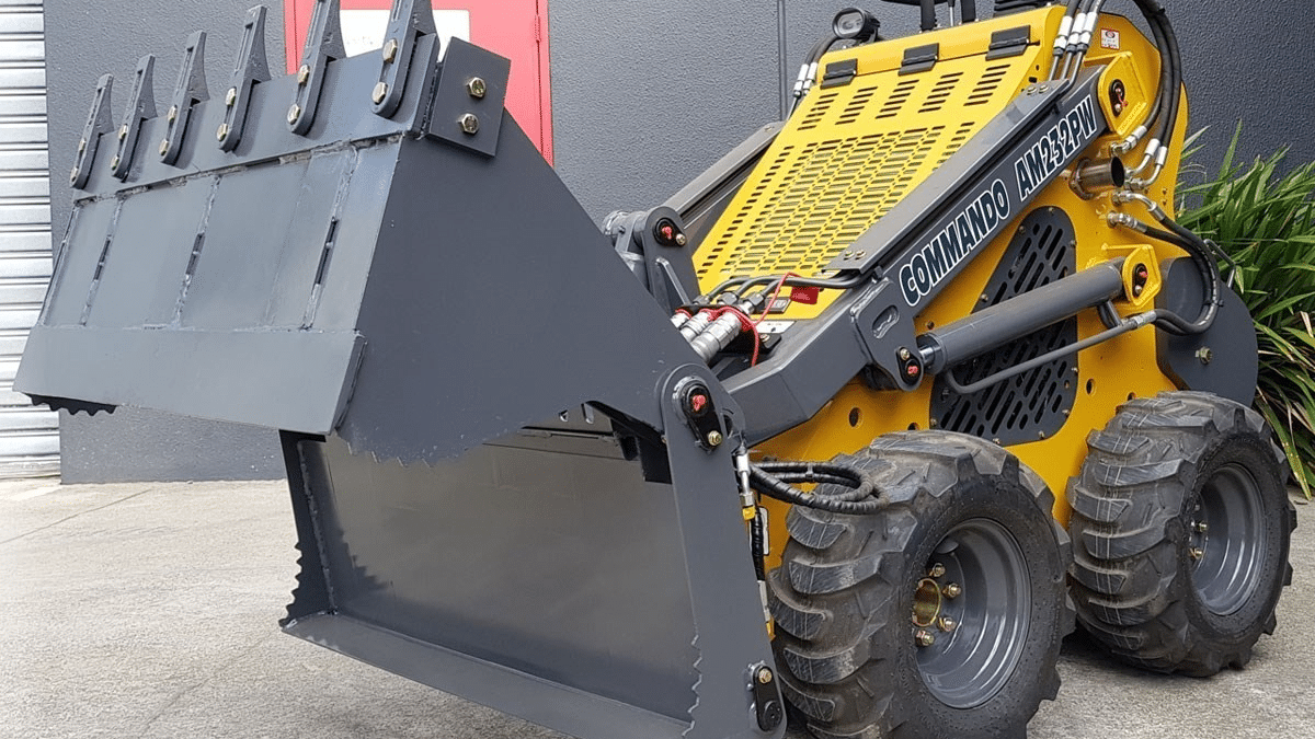2025 New Active Machinery AM232PW Commando Skid Steers