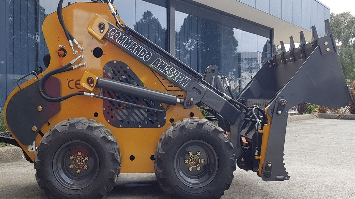 2025 New Active Machinery AM232PW Commando Skid Steers