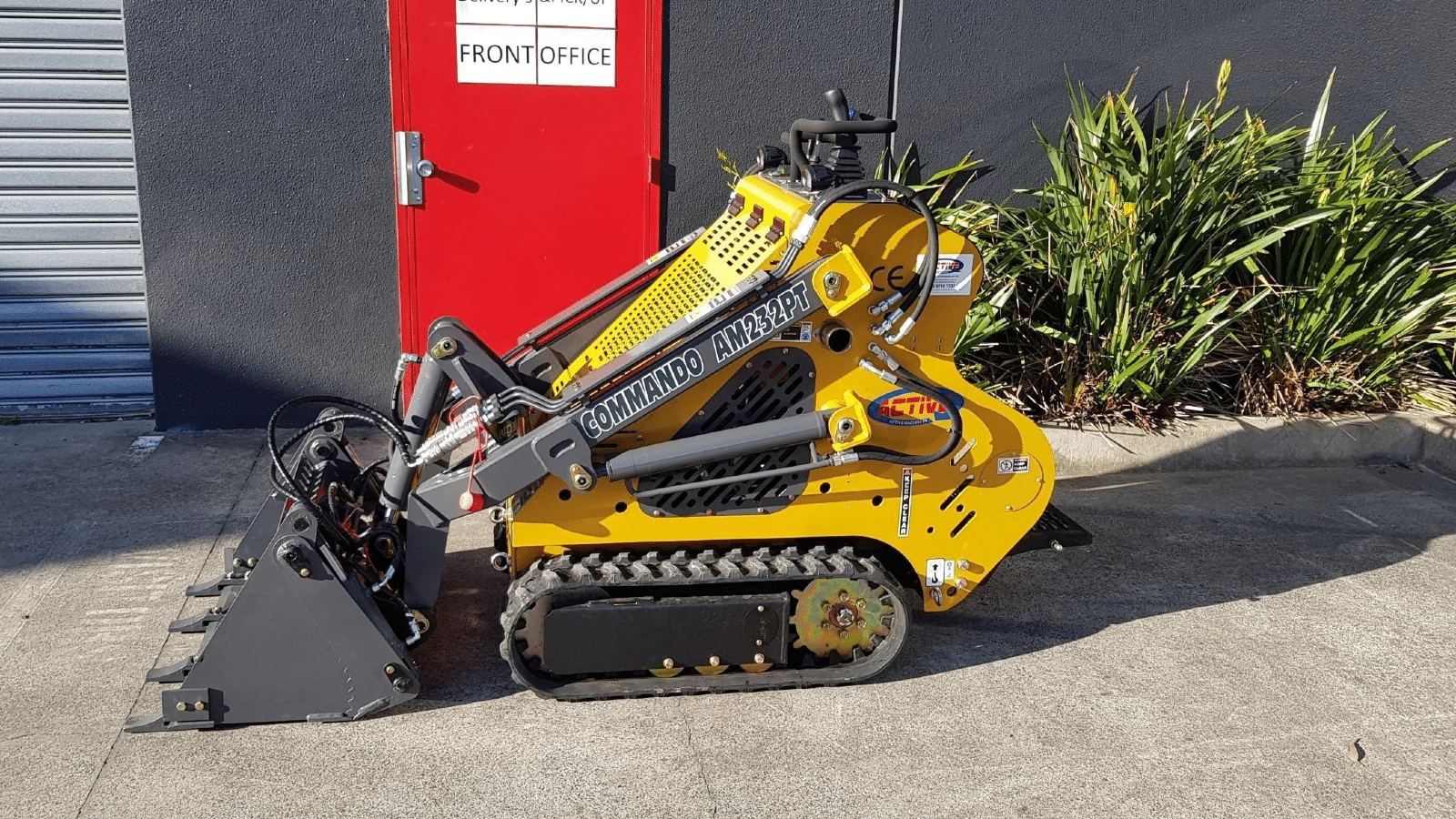 2025 New Active Machinery AM232PT Commando Skid Steers