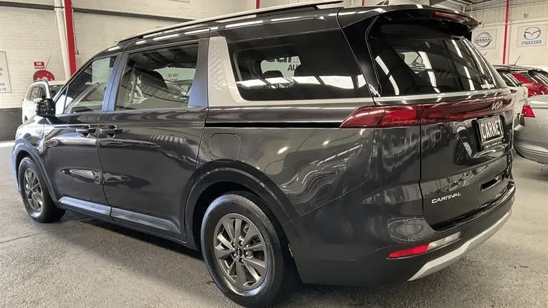 2022 Used Kia Carnival Wagon