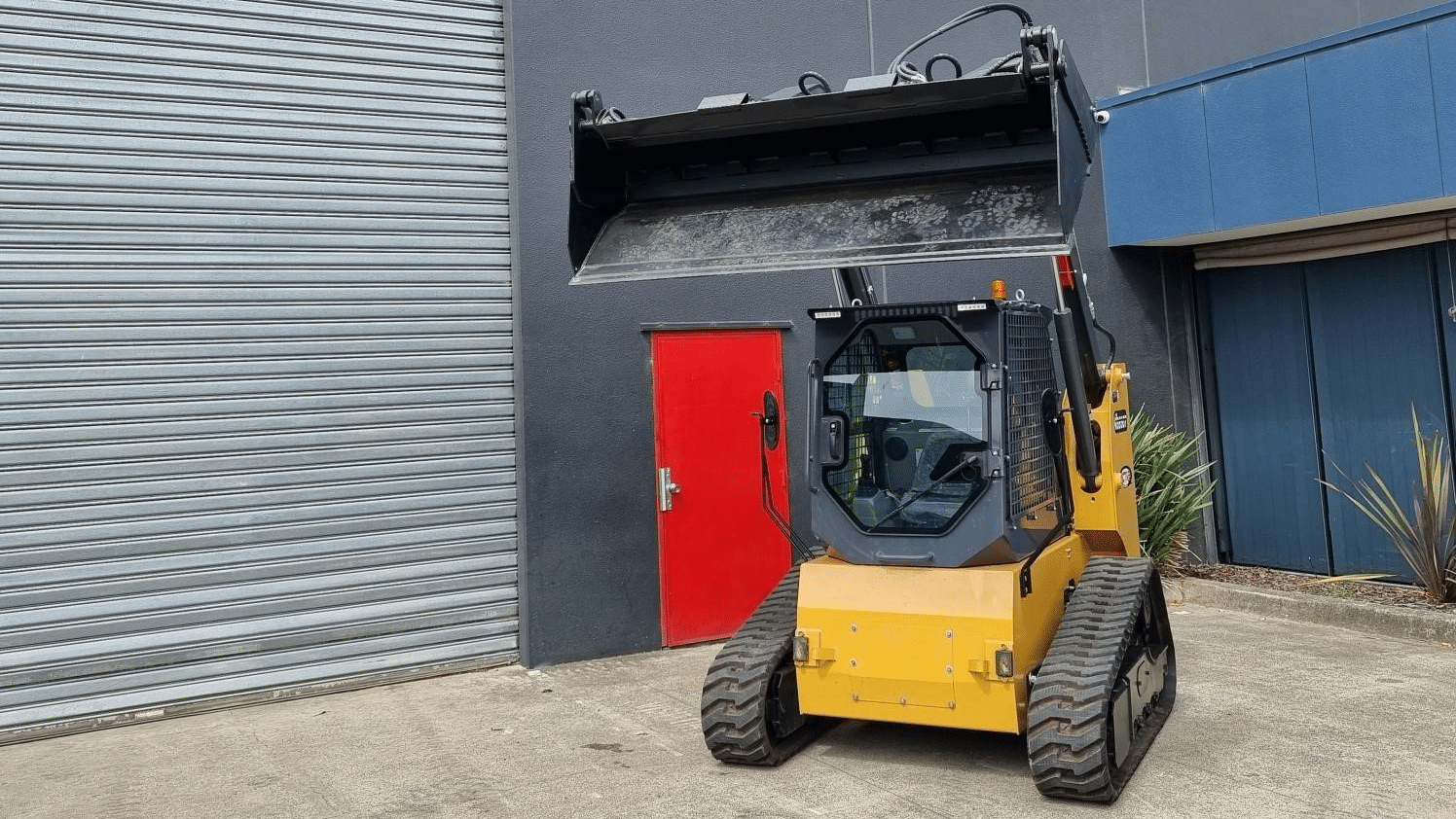 2025 New Active Machinery AS85GT Skid Steers