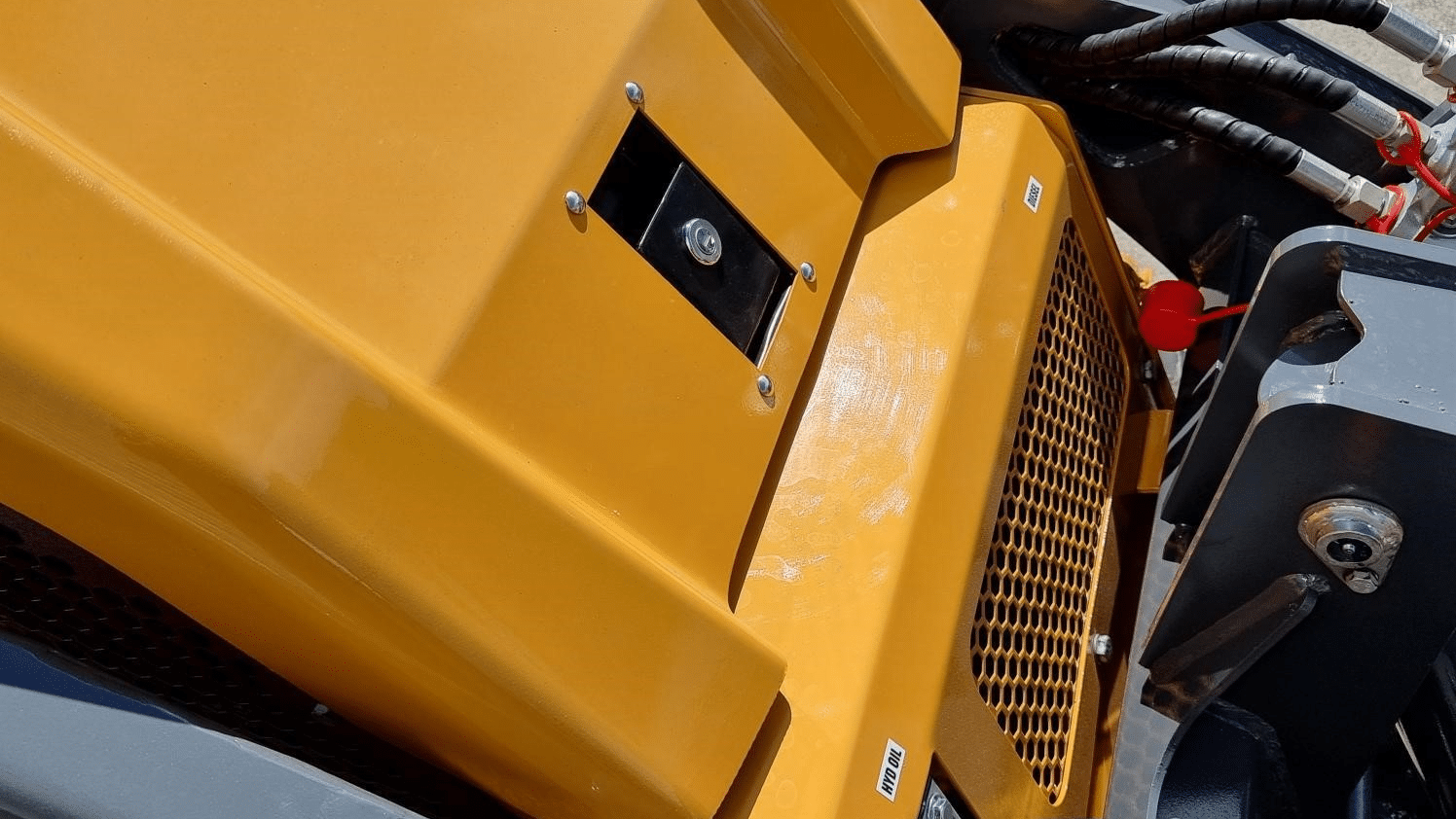 2025 New Active Machinery AM334DT Commando Skid Steers