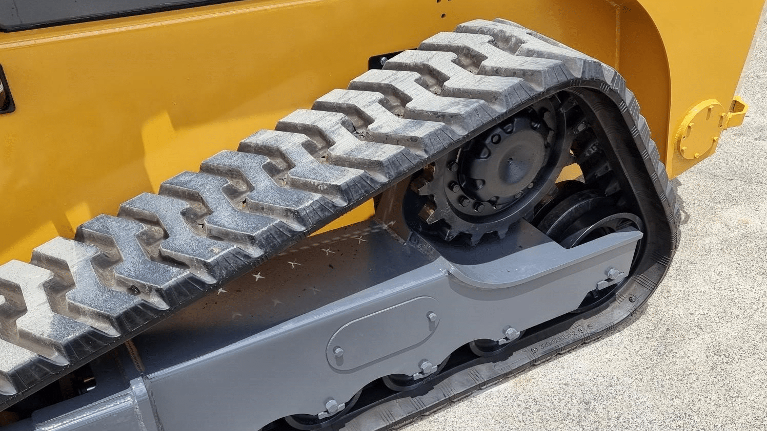2025 New Active Machinery AS75GT Skid Steers