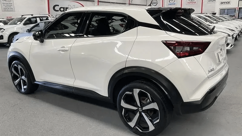 2021 Demo Nissan JUKE Hatchback