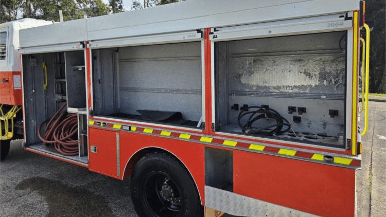 2006 Used Hino GT Service Truck