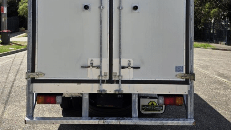 2020 Used Hino Dutro Refrigerated Truck