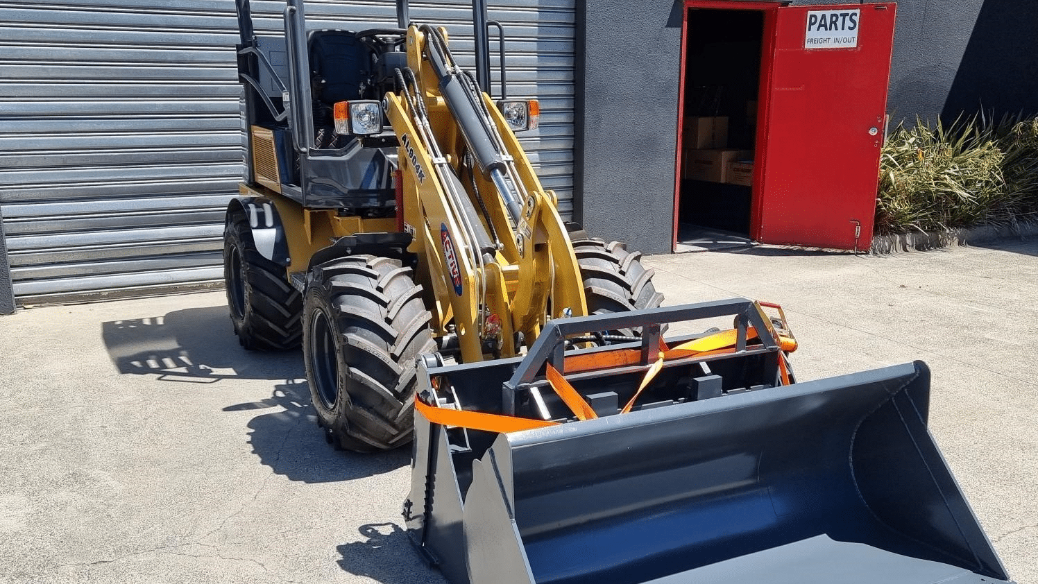 2025 New Active Machinery AL904KC Loaders