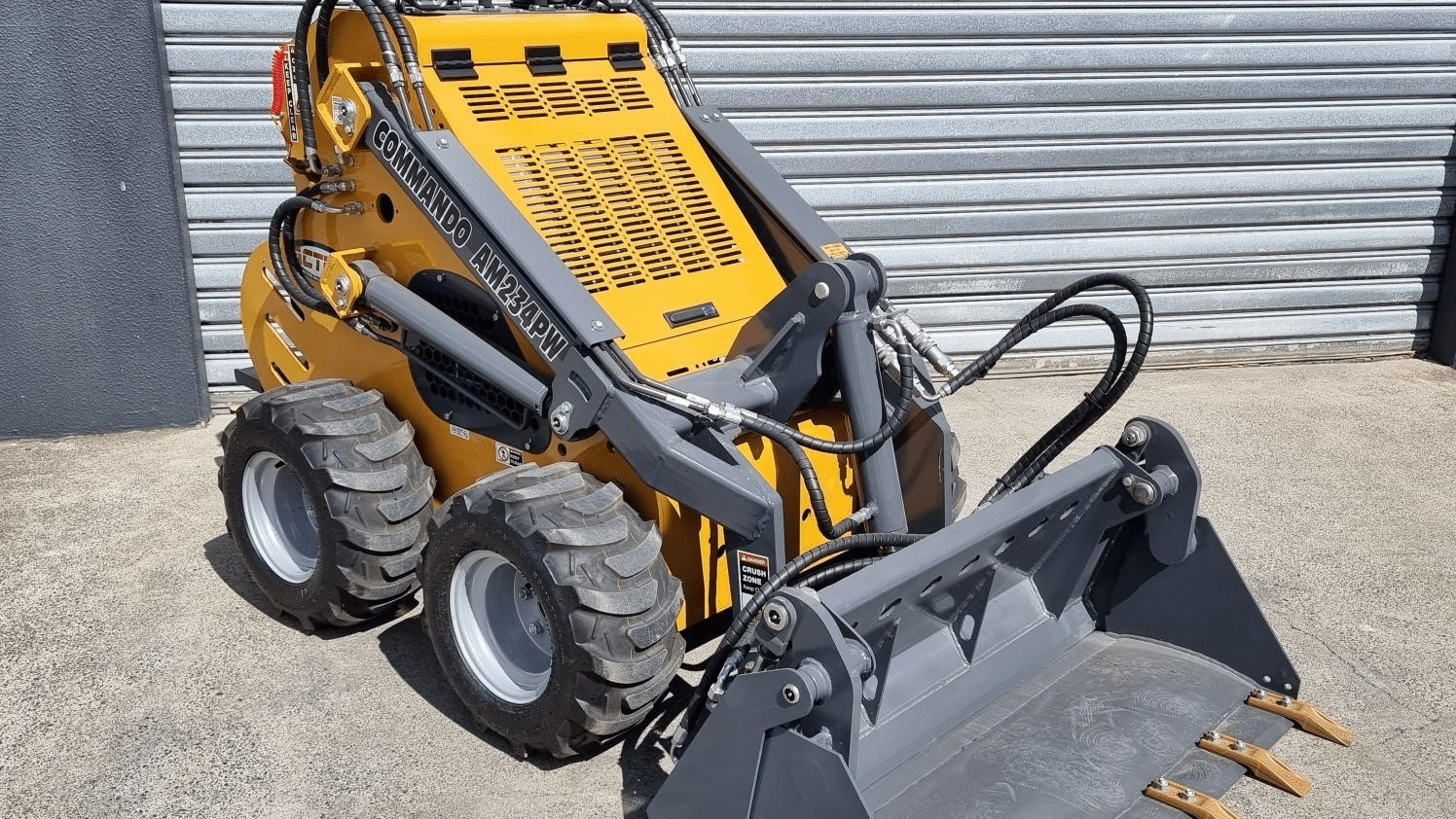 2025 New Active Machinery Commando AM234PW Skid Steers