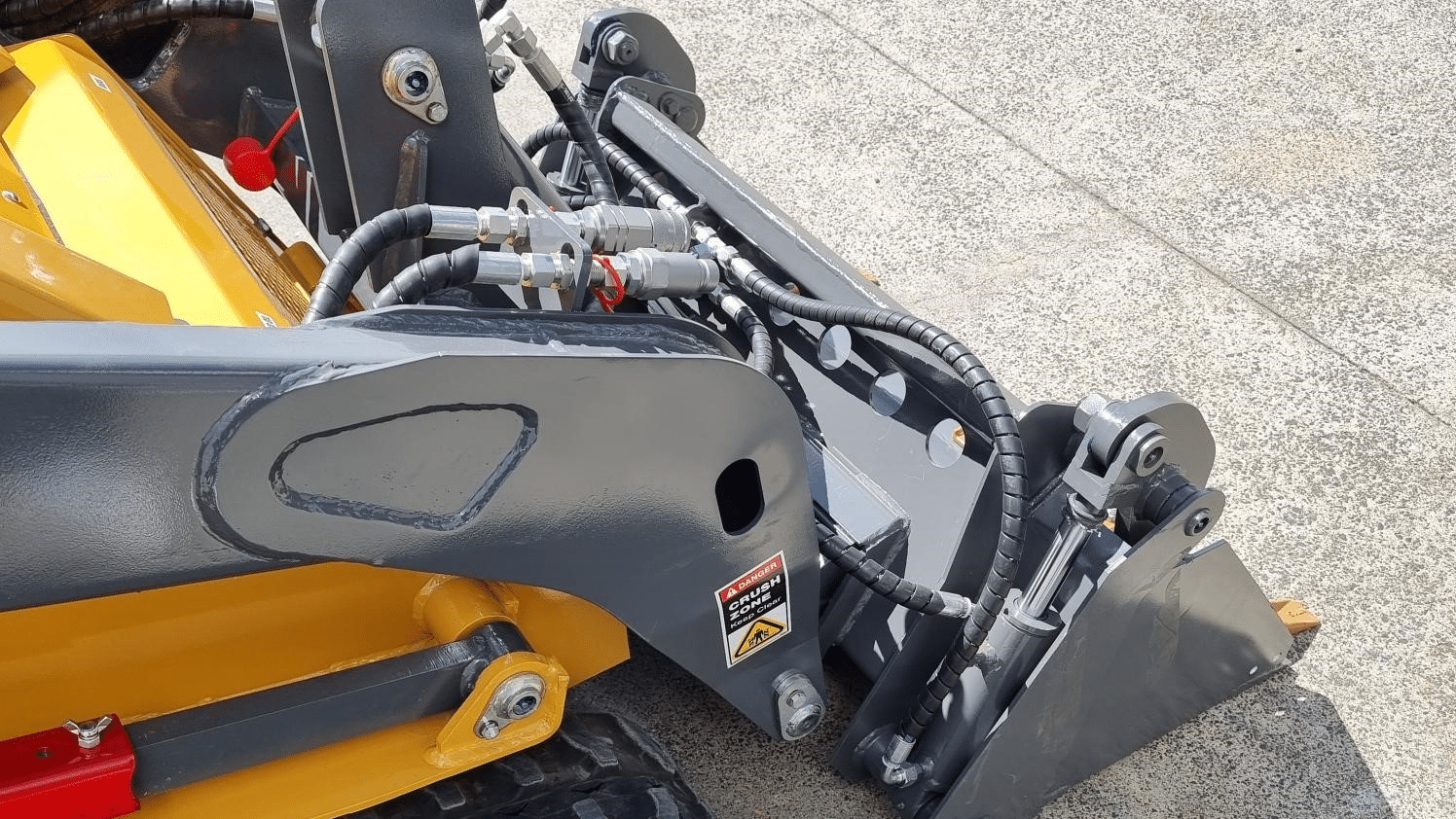 2025 New Active Machinery AM334DT Commando Skid Steers