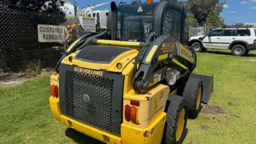 2013 Used NEW Holland L220 Skid Steers