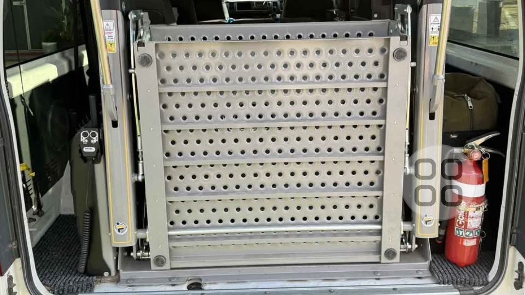 2016 Used Toyota Hiace People Mover