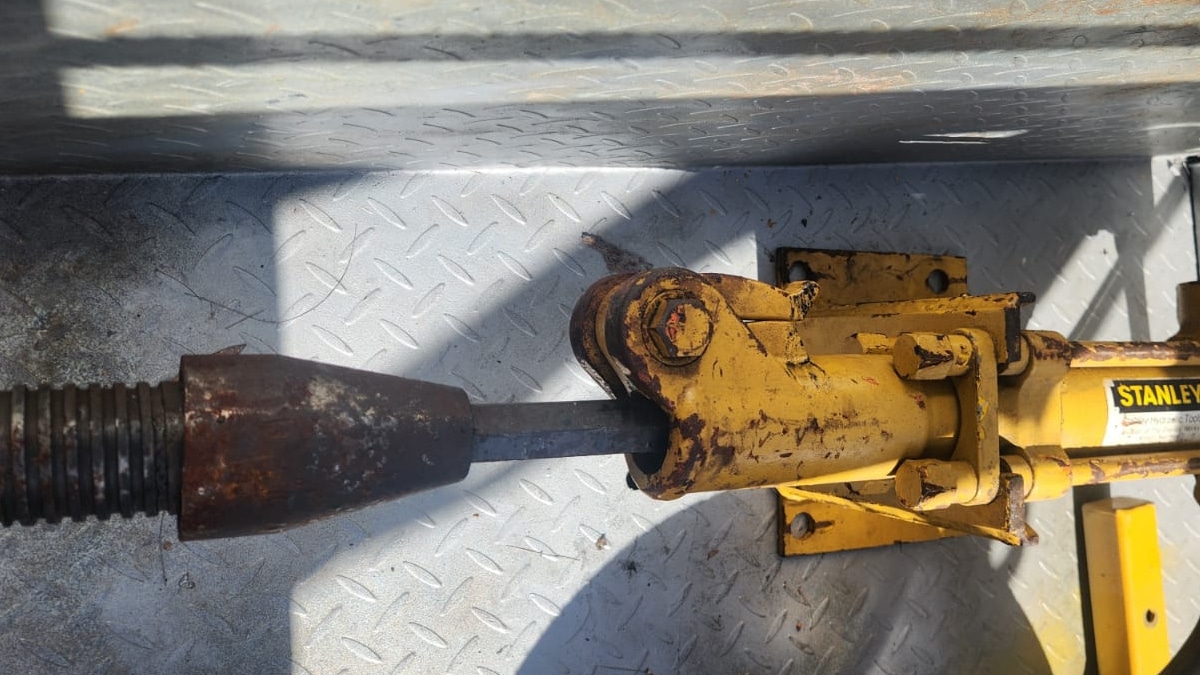 Refurbished Melville Engineering Geotech rig Melville 123 Geotech Drilling Rigs