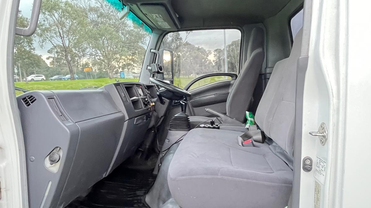 2009 Used Isuzu NPR Pantech