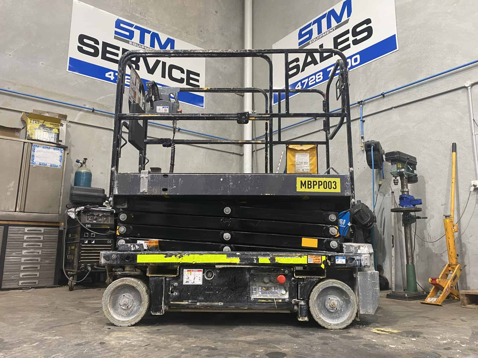 2016 Used Haulotte Optimum 8 Scissor Lifts