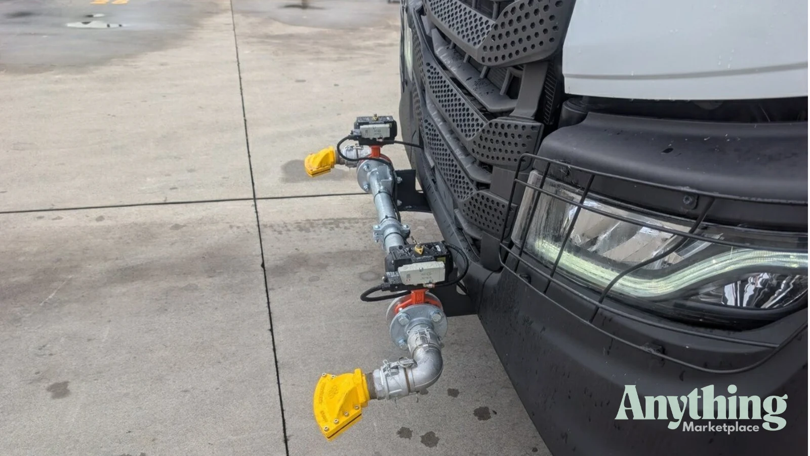 2023 New Iveco AD270A36ZP Tanker