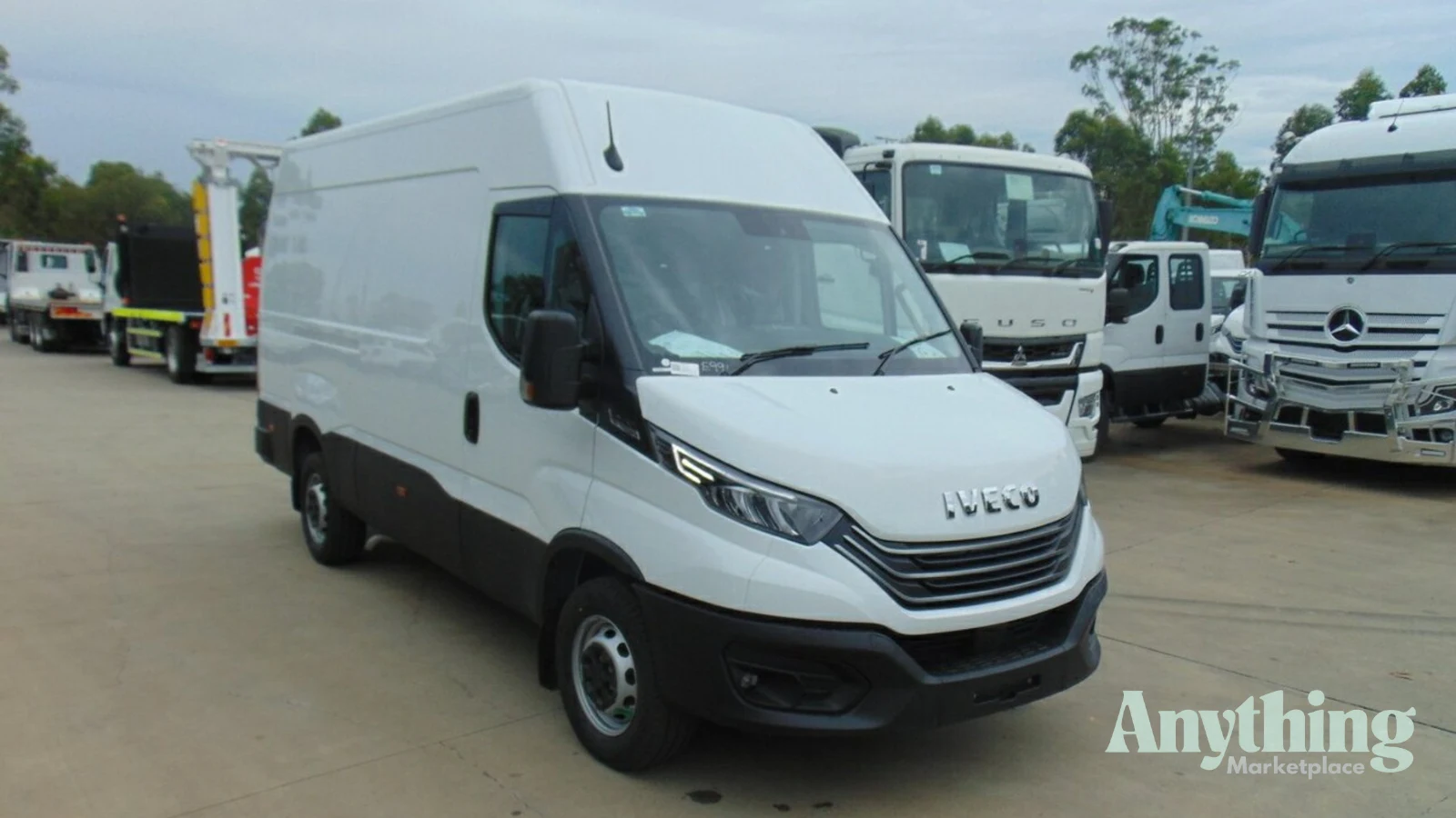 2025 New Iveco 35S18HA8V-12M3 Van